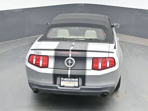 Used 2011 Ford Mustang Premium w/ 201A Rapid Spec Order Code RWD image 35