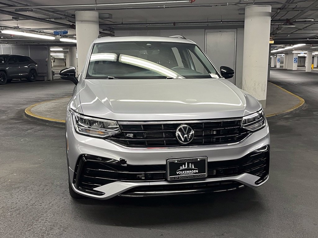 Used 2023 Volkswagen Tiguan SE R-Line AWD/4WD image 27
