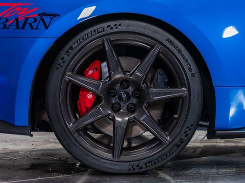 Used 2020 Ford Mustang Shelby GT500 w/ Carbon Fiber Track Pack image 17