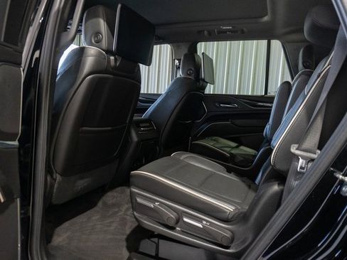 Used 2023 Cadillac Escalade Sport image 16