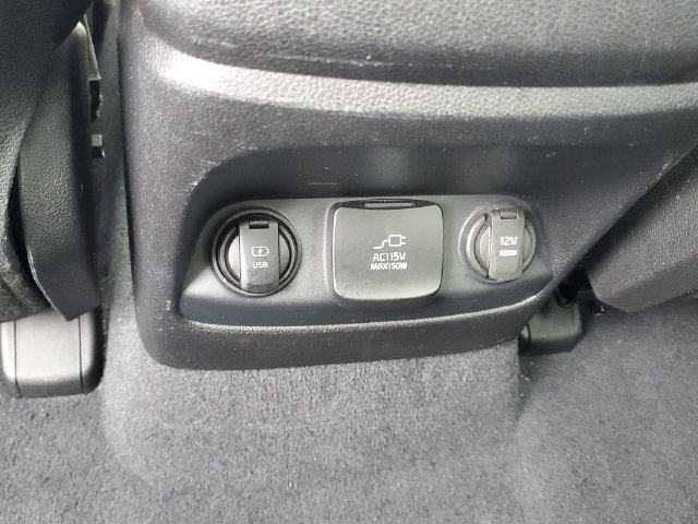 Used 2019 Kia Sorento AWD image 11