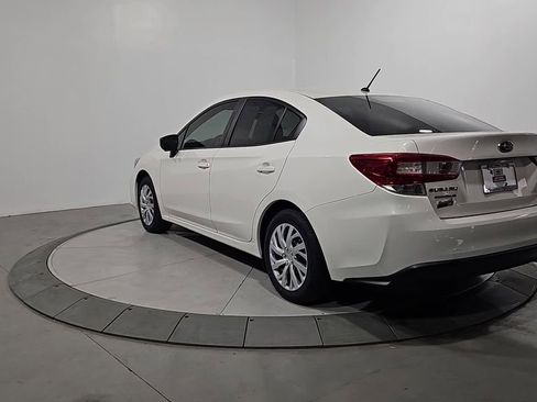 Used 2019 Subaru Impreza 2.0i image 3