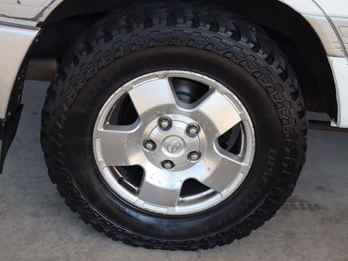 Used 2000 Toyota Land Cruiser image 49