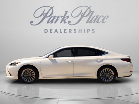 Used 2024 Lexus ES 350 w/ Technology Package FWD image 2