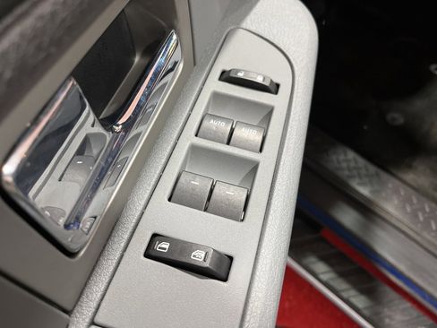 Used 2011 Ford F150 XLT w/ XLT Convenience Pkg image 18