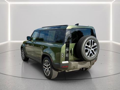 New 2026 Land Rover Defender 110 S image 30