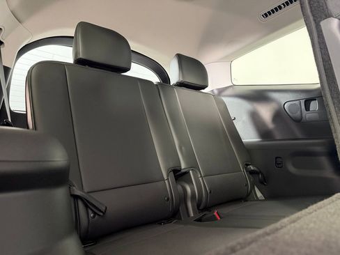 Used 2026 Hyundai Ioniq 9 SEL image 29