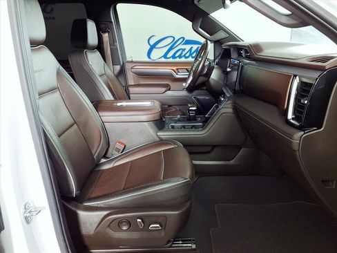 Used 2022 GMC Sierra 1500 Denali image 9