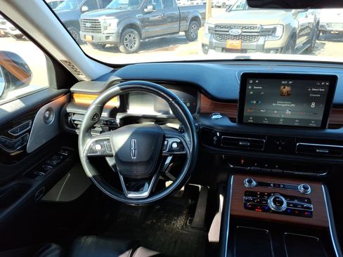 Used 2020 Lincoln Aviator Reserve w/ Equipment Group 201A image 18