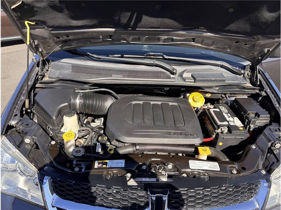 Used 2019 Dodge Grand Caravan SXT FWD image 21