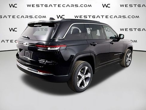 New 2025 Jeep Grand Cherokee Limited image 8