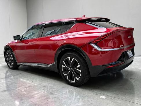 Used 2023 Kia EV6 Wind RWD image 4