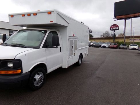 Used 2007 GMC Savana 3500 image 45