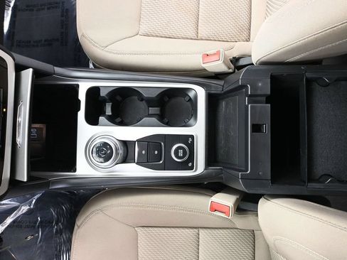 Used 2022 Ford Explorer 4WD image 34