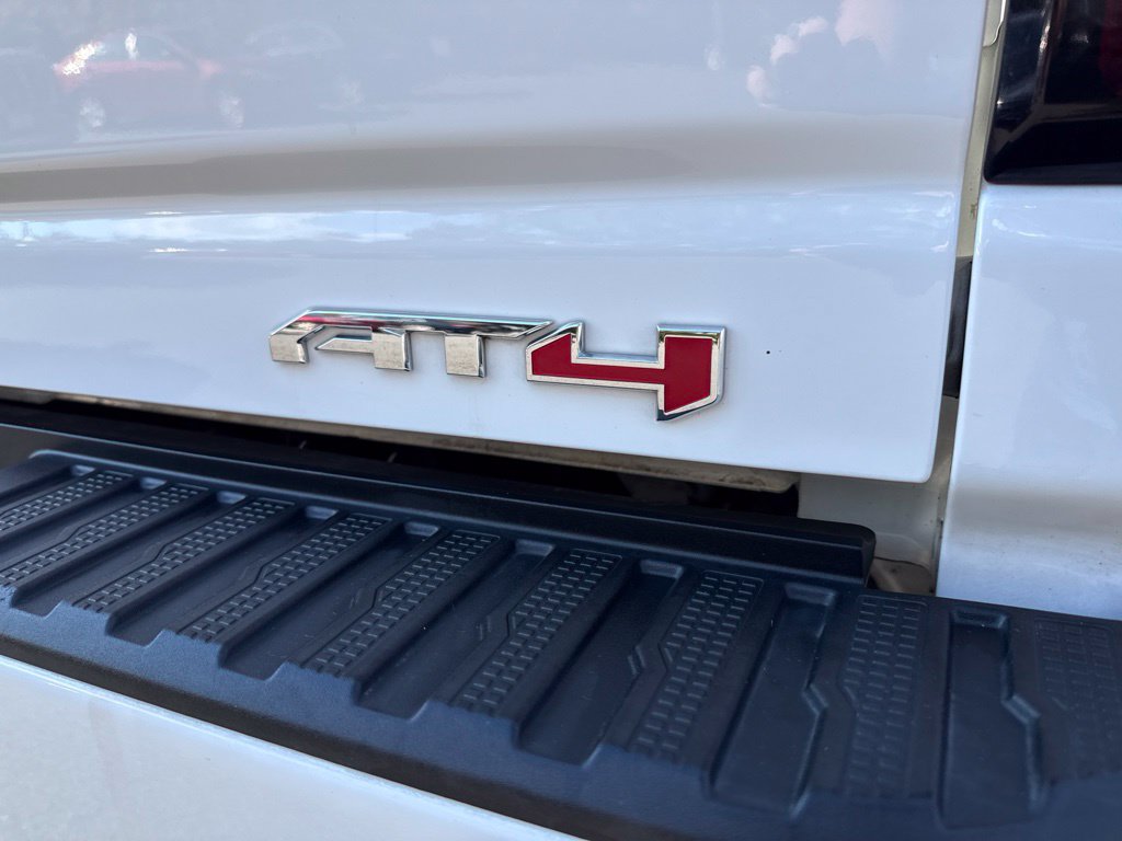 Used 2021 GMC Sierra 2500 AT4 w/ AT4 Premium Plus Package AWD/4WD image 10