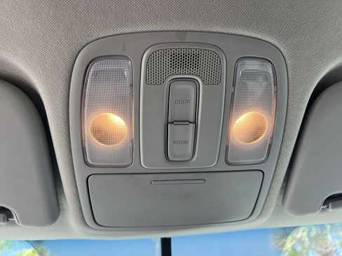 Used 2017 Kia Soul FWD image 28