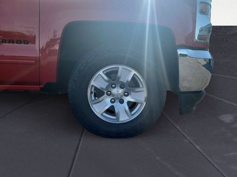 Used 2018 Chevrolet Silverado 1500 LT w/ All Star Edition AWD/4WD image 10