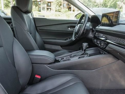 Used 2024 Honda Accord EX-L image 17