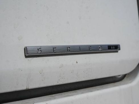 Used 2024 Jeep Wagoneer Series II w/ Flexible Seating Group RWD image 7