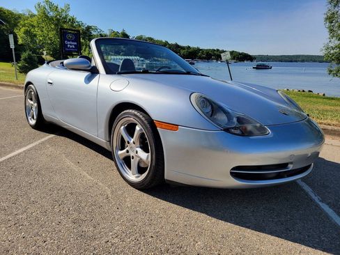 Used 2000 Porsche 911 Cabriolet image 21