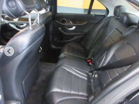 Used 2017 Mercedes-Benz C 300 4MATIC Sedan image 12