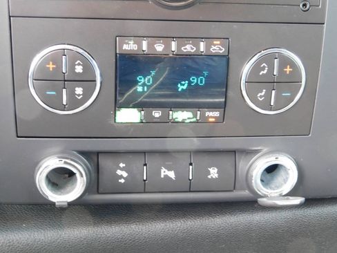 Used 2009 GMC Sierra 1500 SLE w/ Power Pack Plus AWD/4WD image 13
