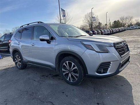 Used 2022 Subaru Forester Limited w/ Popular Package #3 image 13