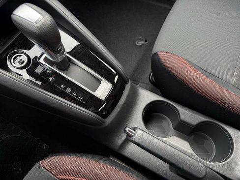 New 2025 Nissan Versa SR w/ Trunk Package image 25