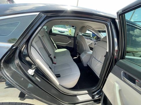 Used 2019 Hyundai Sonata SE FWD image 5