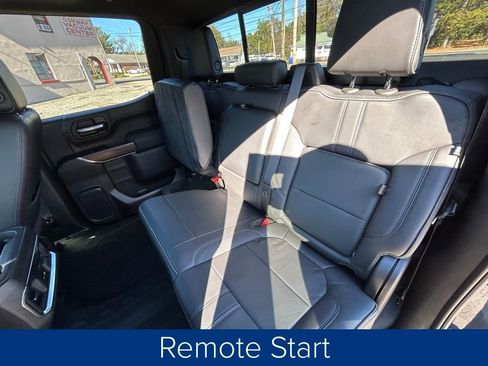 Used 2022 Chevrolet Silverado 1500 High Country w/ Technology Package image 17