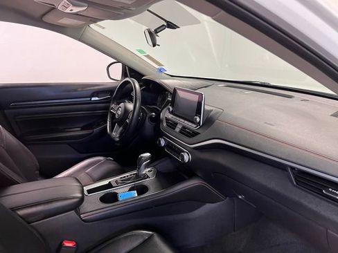 Used 2019 Nissan Altima 2.5 SR image 11