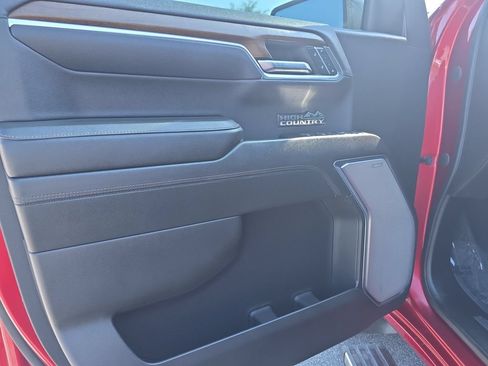 Used 2024 Chevrolet Silverado 1500 High Country w/ Max Trailering Package AWD/4WD image 18