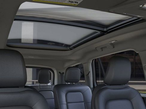 New 2025 Lincoln Aviator 2WD w/ Jet Appearance Package image 22