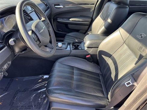Used 2022 Chrysler 300 S image 16