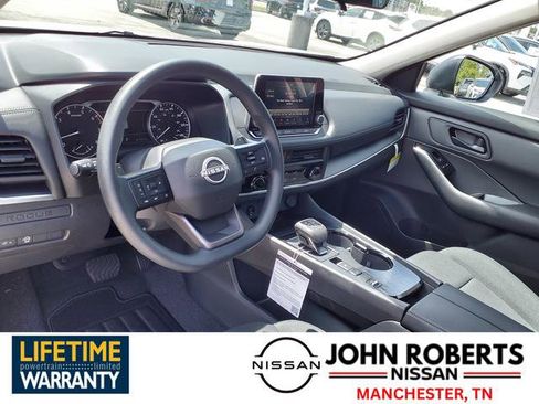 New 2025 Nissan Rogue S image 4