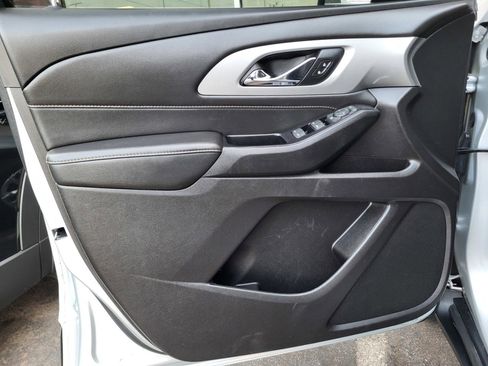 Used 2019 Chevrolet Traverse LS image 11