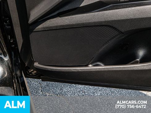 Used 2025 Toyota Camry SE image 51