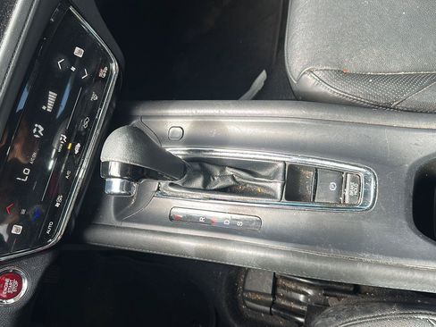 Used 2018 Honda HR-V EX-L image 13