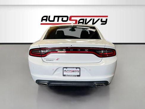 Used 2022 Dodge Charger SXT AWD/4WD image 6