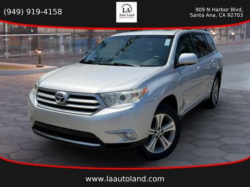 Used 2012 Toyota Highlander Limited w/ Tow Pkg FWD image 1