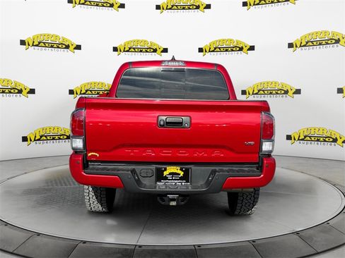 Used 2023 Toyota Tacoma TRD Off-Road w/ Advanced Technology Package image 4