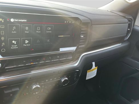 New 2026 GMC Sierra 1500 Elevation image 12