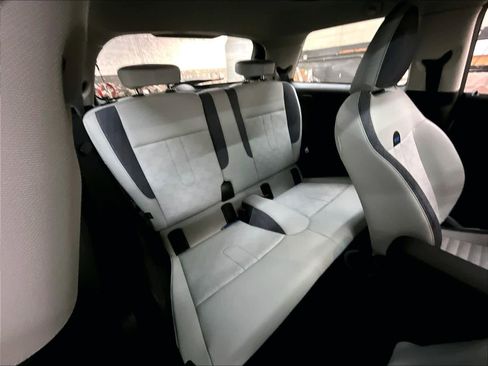 Used 2025 MINI Cooper 2-Door Hardtop image 29