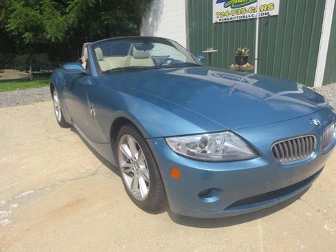 Used 2005 BMW Z4 3.0i RWD image 1