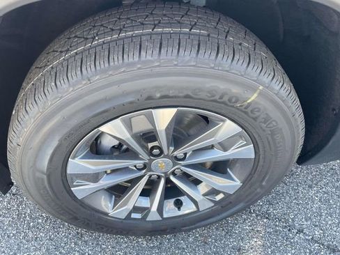 New 2026 Chevrolet Equinox LT image 9