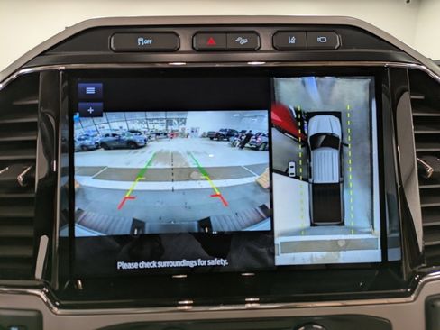 Used 2022 Ford F250 Lariat w/ Chrome Package image 12