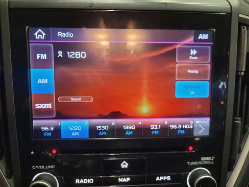 Used 2020 Subaru Crosstrek 2.0i Limited w/ Moonroof Package w/Navigation image 25