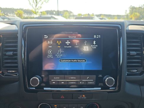 Used 2023 Nissan Frontier SV w/ Midnight Edition Package RWD image 22