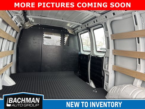 Used 2024 Chevrolet Express 2500 w/ Driver Convenience Package image 5