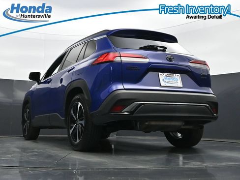 Used 2023 Toyota Corolla Cross AWD Hybrid w/ Convenience Package image 34